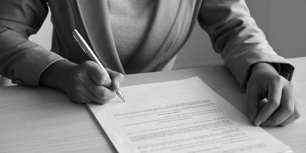 Derecho Inmobiliario / Abogados Inmobiliarios Muro de Alcoy · Negociación y Mediación con Ocupas / Okupas