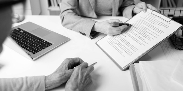Derecho Mercantil / Abogados Mercantilistas Aguas de Busot · Cumplimiento de Normativas Derechos Consumidor