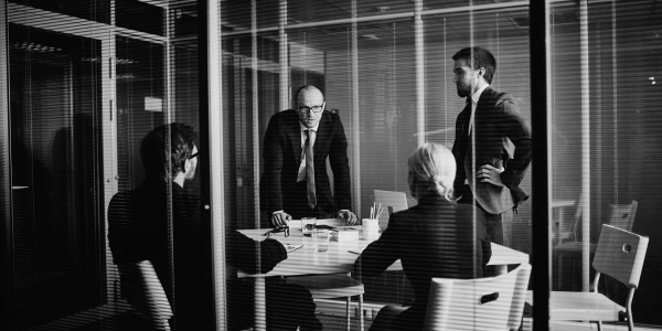 Derecho Mercantil / Abogados Mercantilistas Aguas de Busot · Asesoramiento Constitución de Empresas / Sociedades Mercantiles